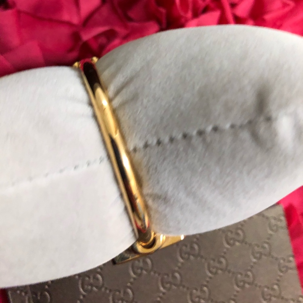 Gucci Watch - Picture 7 of 16